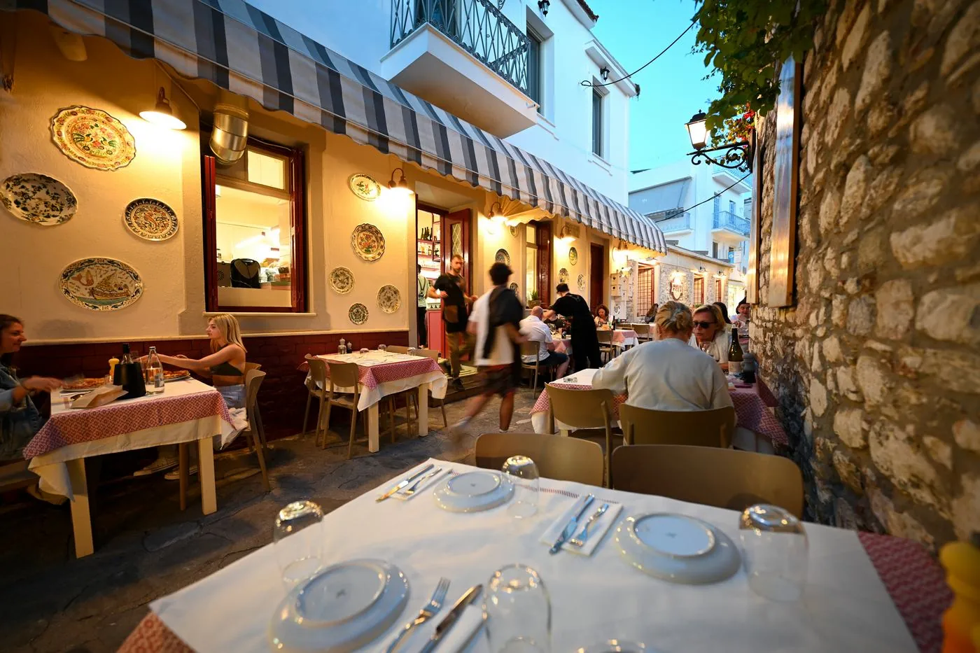 An evening at Maria’s Pizza in Skiathos